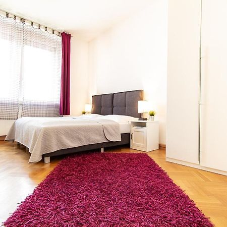 Apartment Mandlgasse I Contactless Check-In Wien Eksteriør bilde