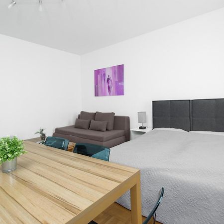 Apartment Mandlgasse I Contactless Check-In Wien Eksteriør bilde